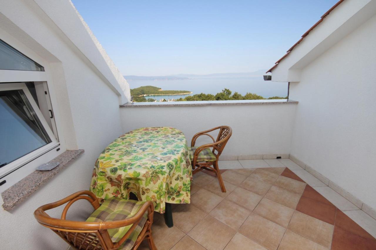Apartments And Rooms With Parking Space Njivice, Krk - 5458 Bagian luar foto