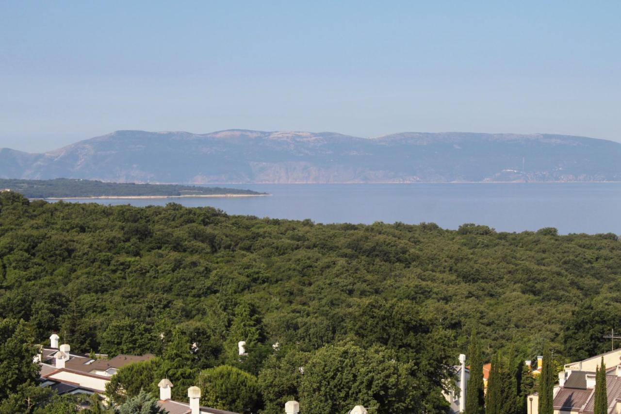 Apartments And Rooms With Parking Space Njivice, Krk - 5458 Bagian luar foto