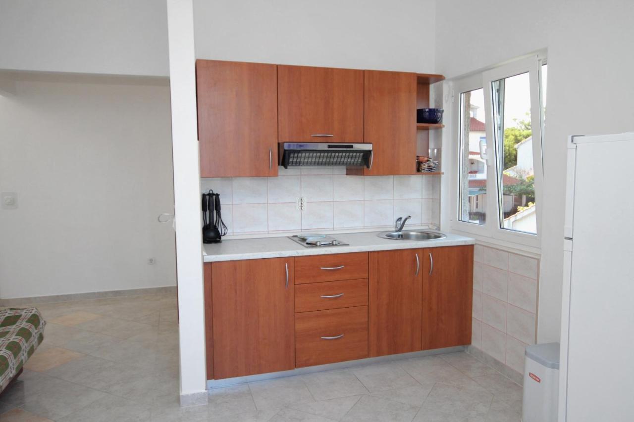 Apartments And Rooms With Parking Space Njivice, Krk - 5458 Bagian luar foto